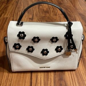 Super cute brand new Michael Kors purse